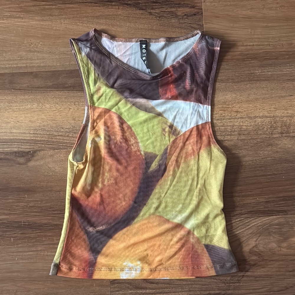 Motel Women's Multicolor Sleeveless Top